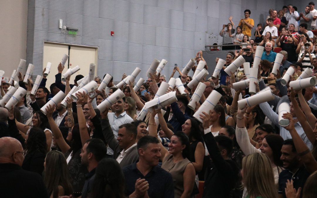 120 profesionales de Sociales recibieron su título en una nueva Colación de Grado de la UNVM